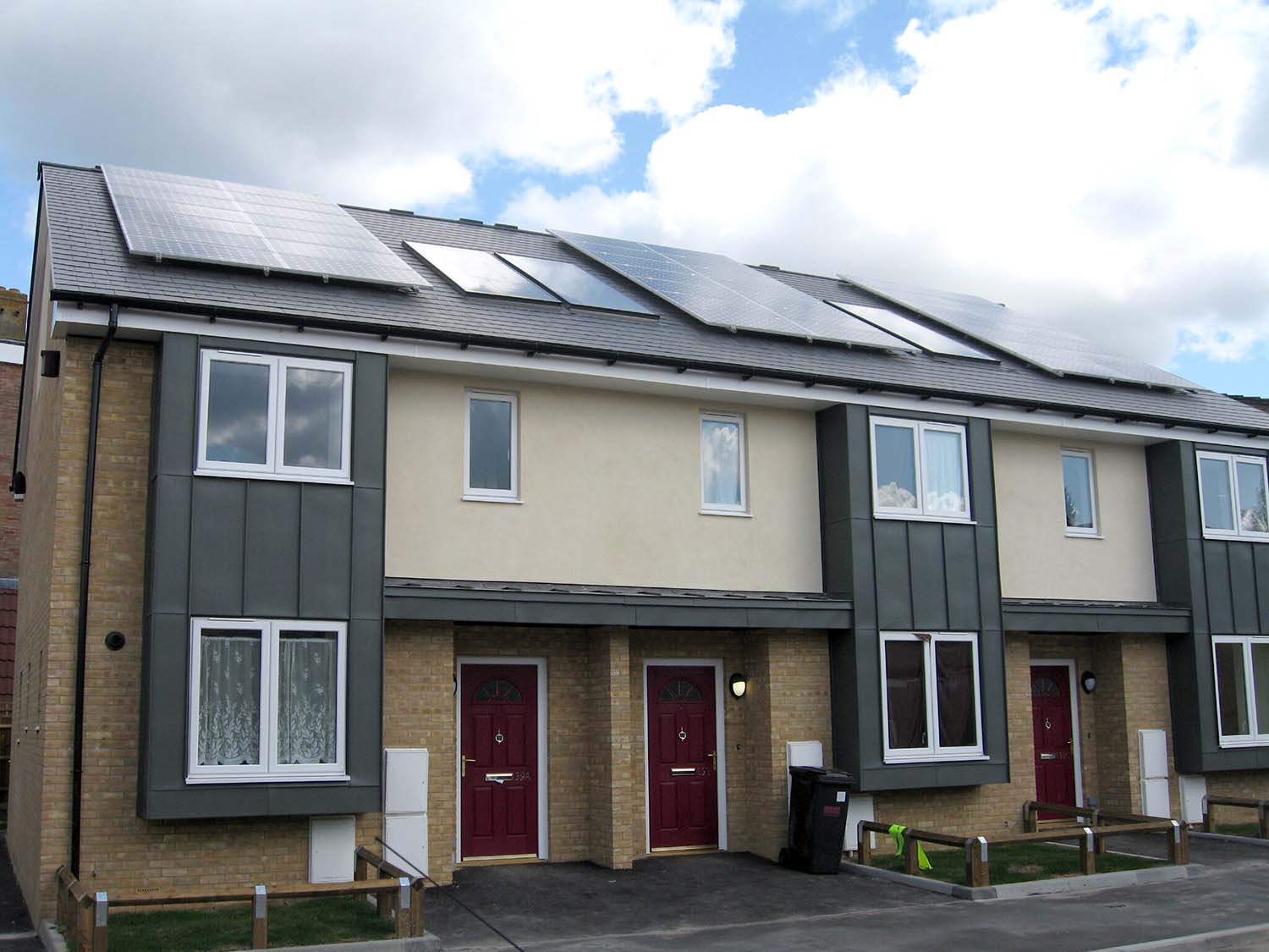 myriad-residential-sector-house-with-pv-panels